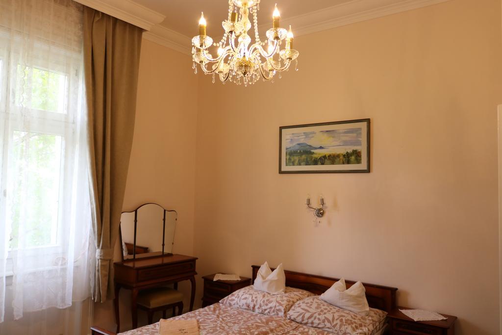 Anna Villa Keszthely Δωμάτιο φωτογραφία